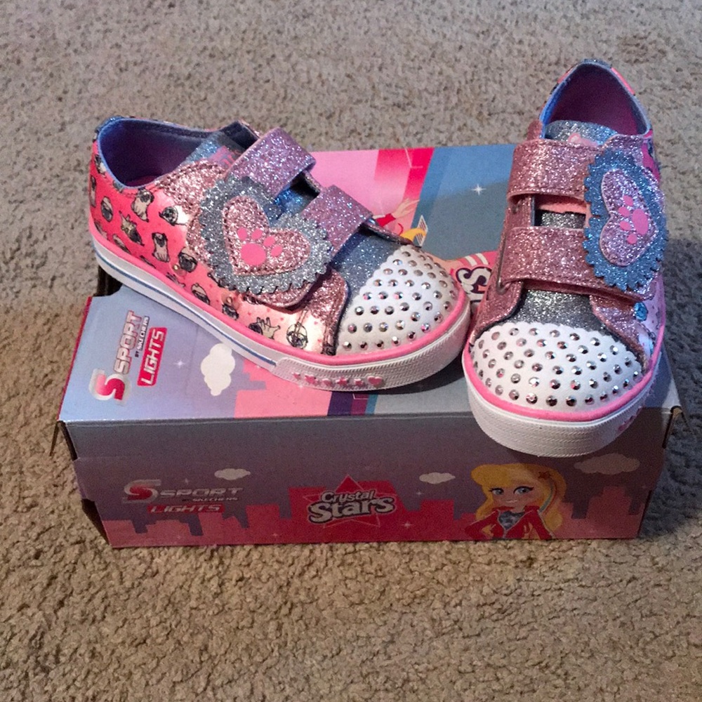 NWT Sketchers girls size 11 light up dog shoes